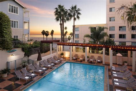 Best Marriott Hotels in California .